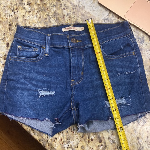 Levis 710 Super Skinny Jean Shorts - Picture 9 of 12